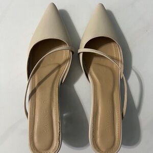 Savane Beige Block Heel Sandals